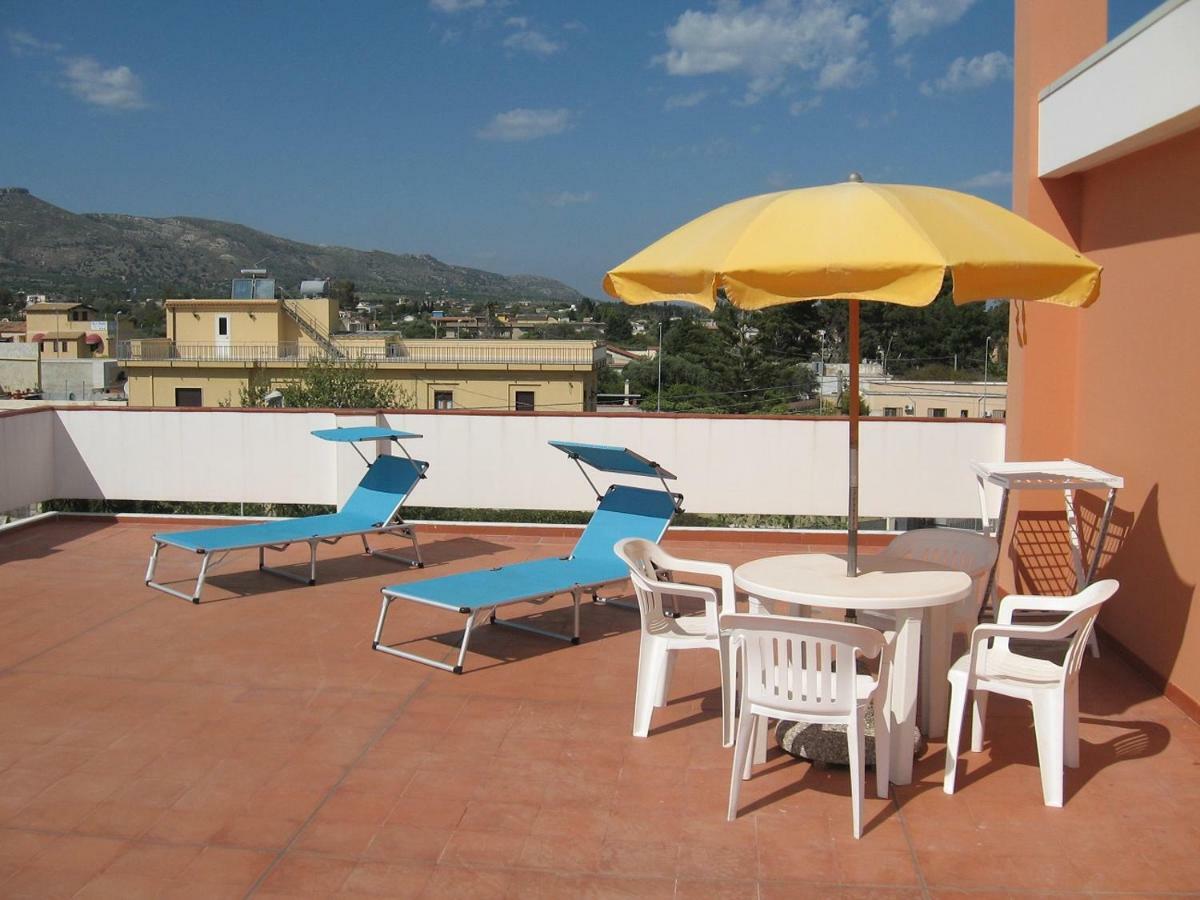 App Sebastiano Apartment Авола Екстериор снимка